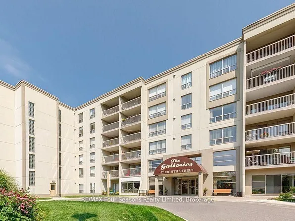 172 8th St #409, Collingwood, ON L9Y 4T2