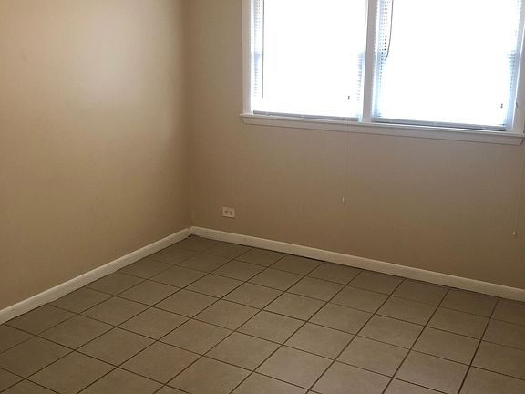 4th image of 3258 7th St APT 3