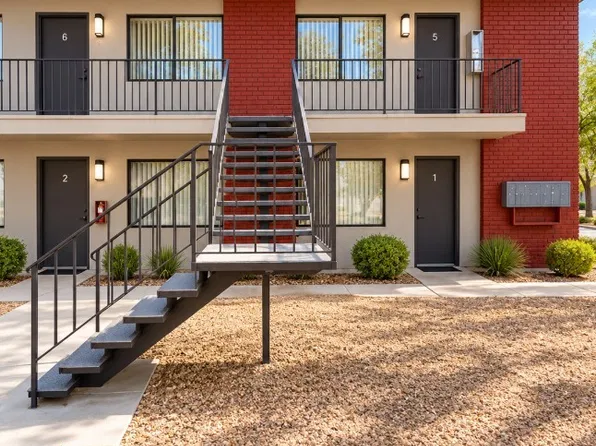 1121 E Desert Inn Rd APT 2, Las Vegas, NV 89109