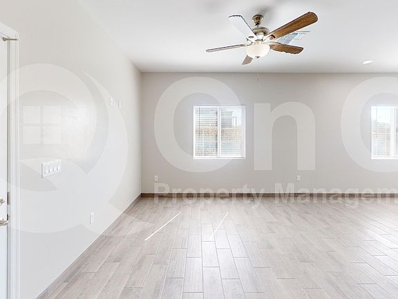 5th image of 430 E Wilcox Dr Unit 2