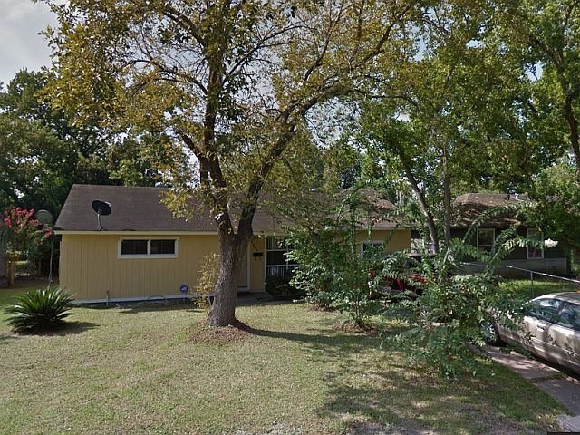 1st image of 5734 Lakefield Dr