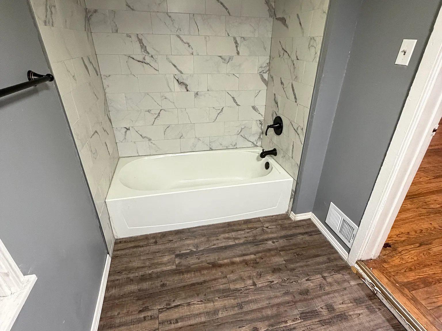 2 bed, 1086 sqft, $1,450 — Photo 4