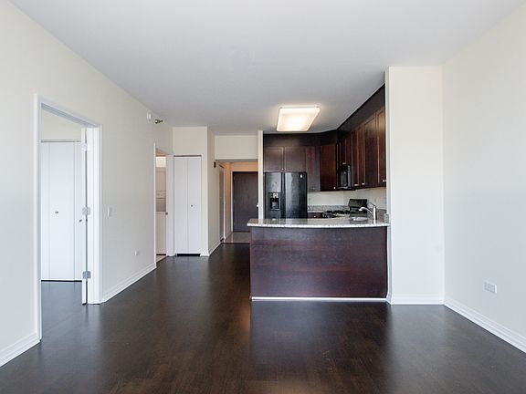 2nd image of 33 W Ontario St APT 38C