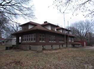 111 N 4th Ave, Villisca, IA 50864