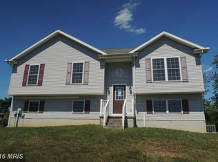 43 Executive Way, Hedgesville, WV 25427