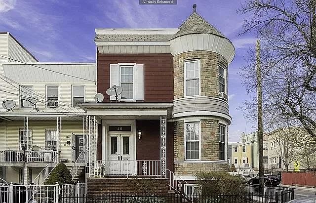 1st image of 48 Jefferson Ave #1