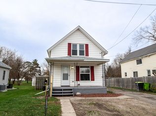 8095 Maple St, Swartz Creek, MI 48473