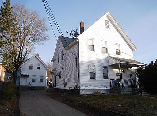 2nd image of 208 School St