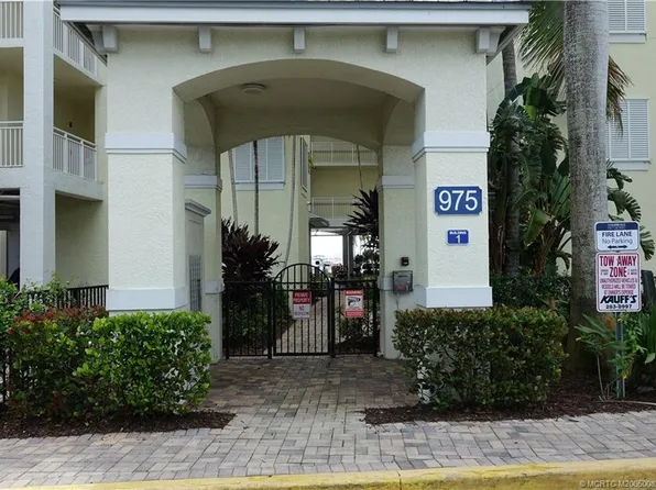 975 NW Flagler Ave APT 306, Stuart, FL 34994