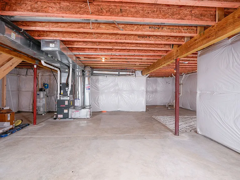 245 Hollyhock Dr — Photo 58