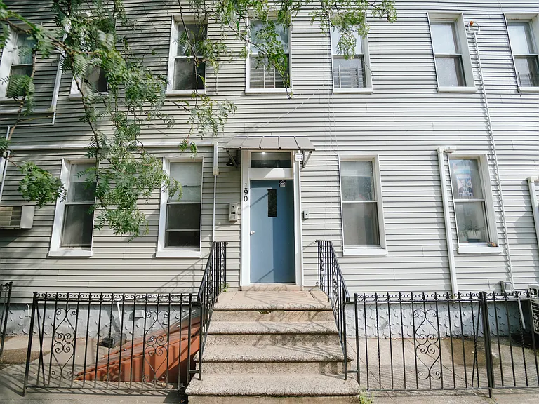 190 Norman Ave #1L — Photo 8