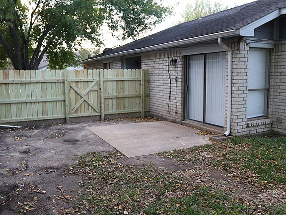 3rd image of 11530 Ridge Run Dr