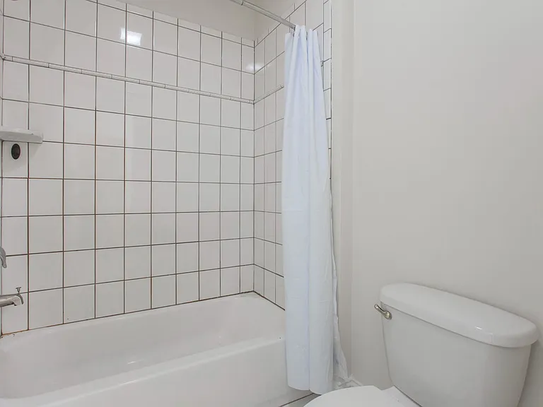 1925 N 7th St #3 — Photo 2