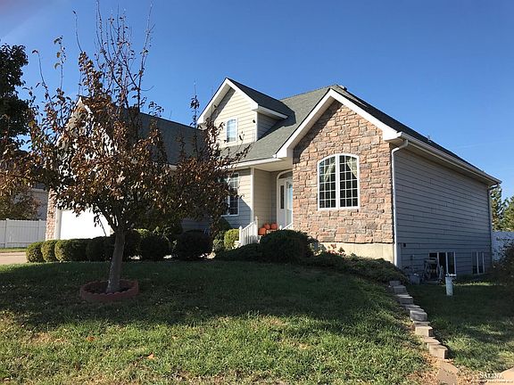 2nd image of 2807 Argonne Ct
