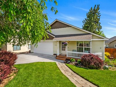 3559 SW Reindeer Ave, Redmond, OR, 97756