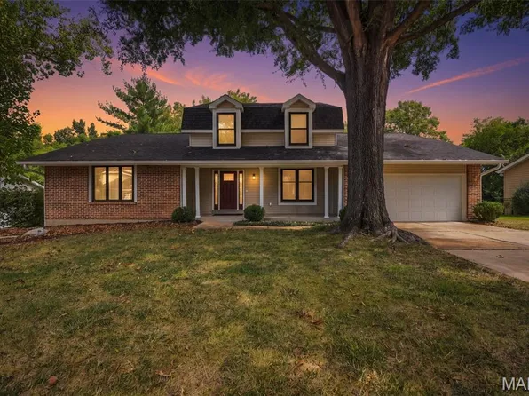 1751 Canyon View Ct, Chesterfield, MO 63017