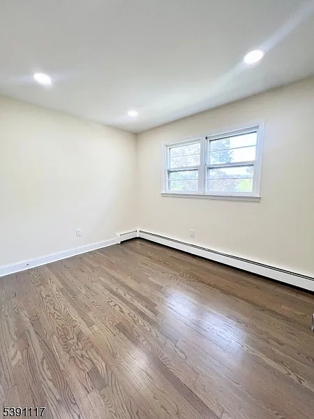 Building Photo - 55 Lincoln Cir