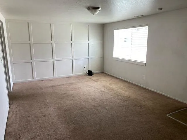 262 E Center St #262