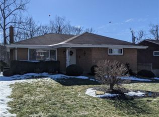1946 Outlook Dr, Verona, PA 15147