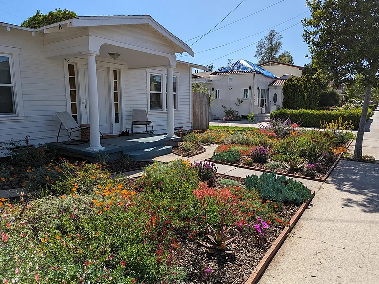 728 E Palmer Ave — Photo 3