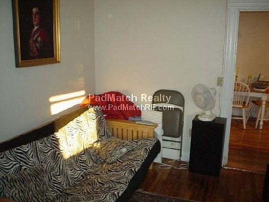 2nd image of 56 Queensberry St #12058370