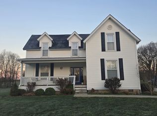 121 Robey Dr, Glendale, KY 42740