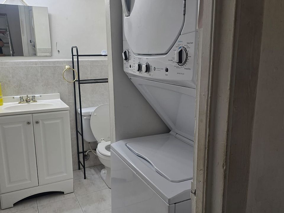 1st image of 250 NW 107th Ave APT 214