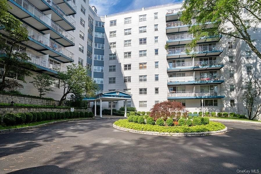 1st image of 499 N Broadway APT 6M