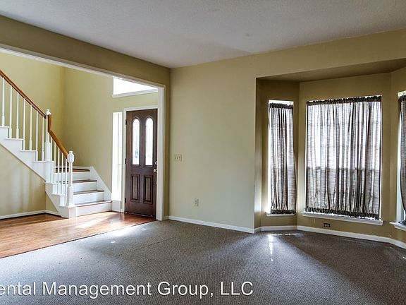 4th image of 19006 Canyon River Ln