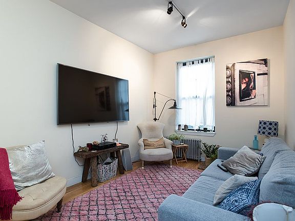 2nd image of 315 W 19th St APT 32