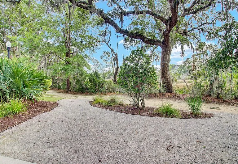 125 Pier View St #209 — Photo 39