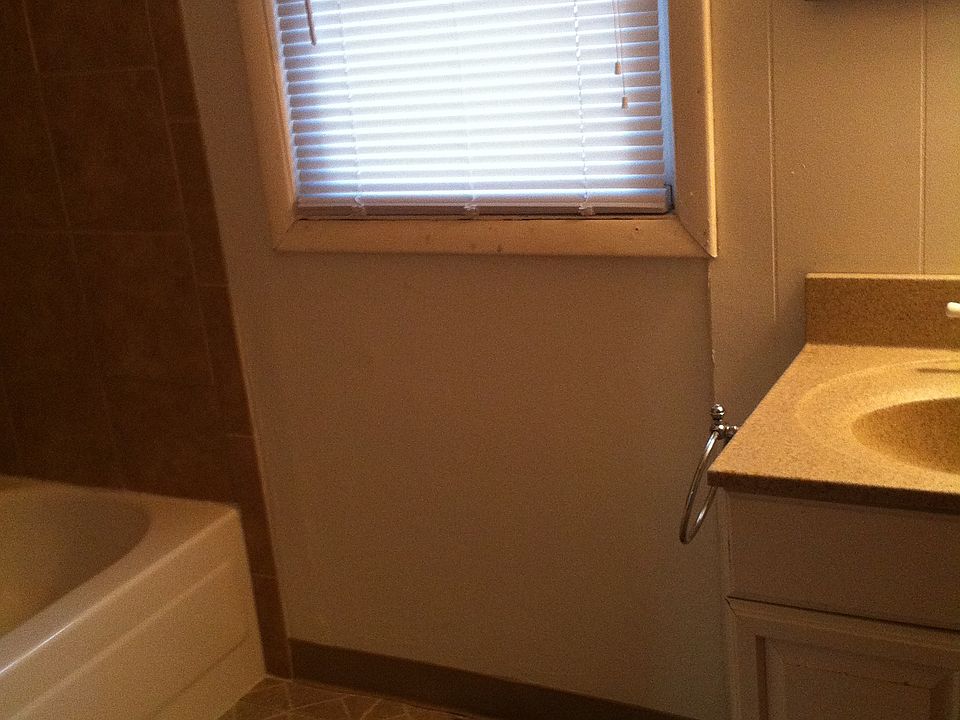 2nd image of 907 Audrey Ave