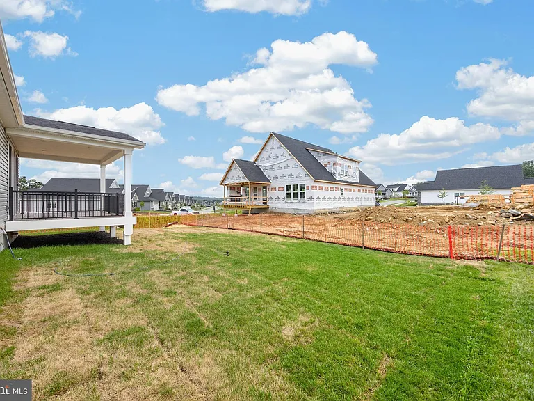 1422 Gilray Dr — Photo 38