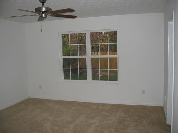5th image of 12320 Longstraw Dr