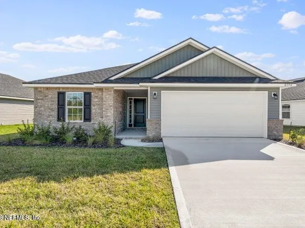 8381 HELMSLEY Boulevard, Jacksonville, FL 32219