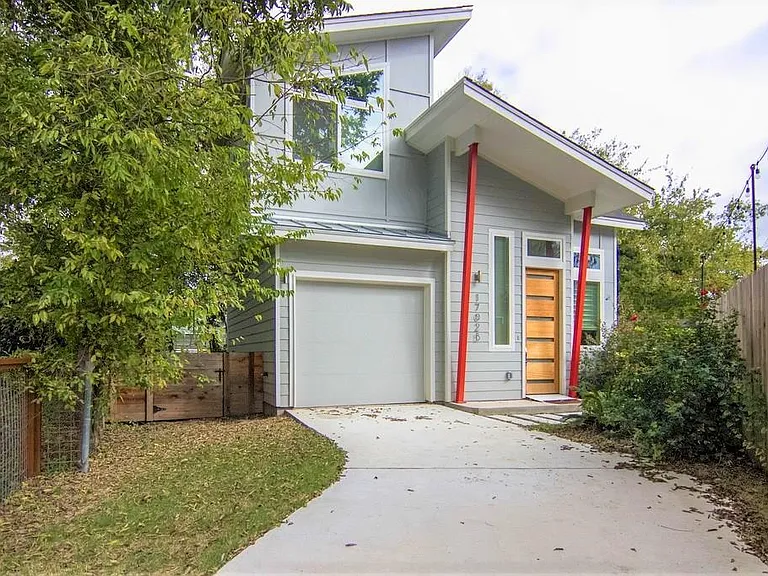 1702 W Saint Johns Ave #B — Photo 1
