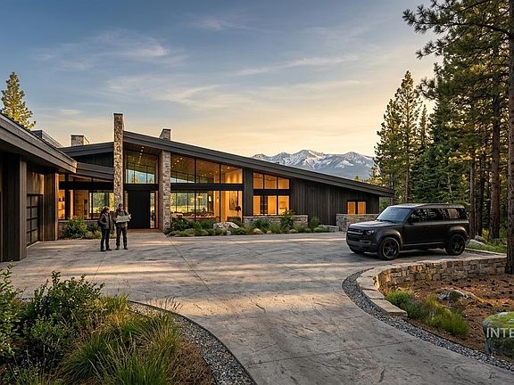 4th image of 2067 W Mountain Rd