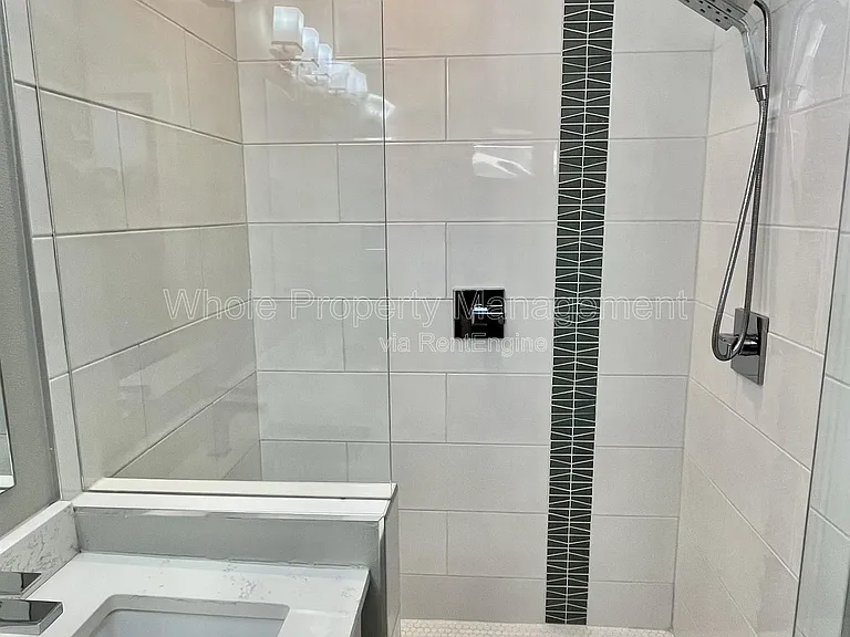 1547 Utica St — Photo 25