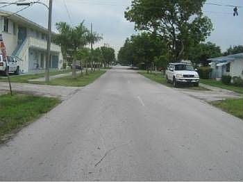 2nd image of 801 NE 7th St