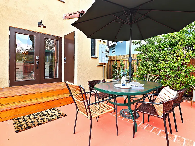 2402 W Silver Lake Dr — Photo 24
