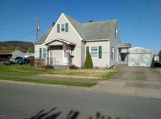 720 Chestnut St, Montoursville, PA 17754