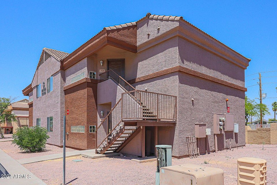 1st image of 16033 N 25th St APT 106