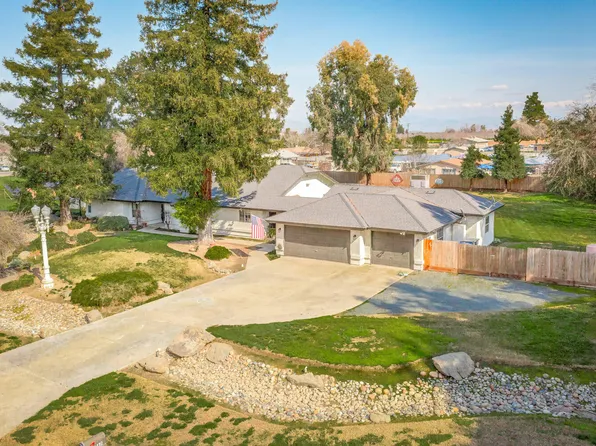 32762 Ray Court, Visalia, CA 93292