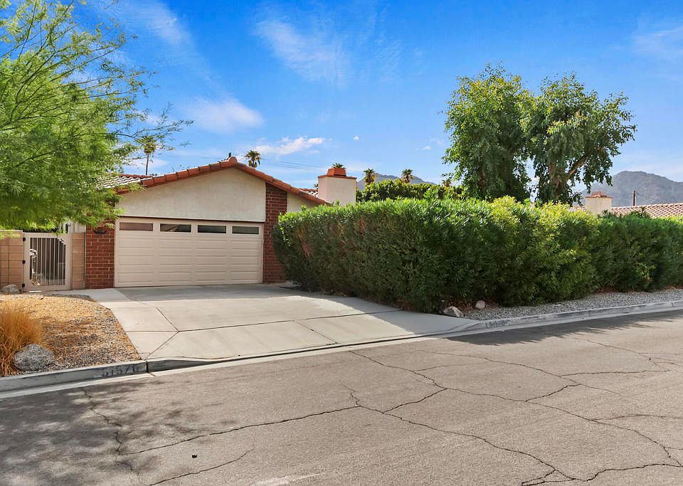 1st image of 51570 Avenida Alvarado