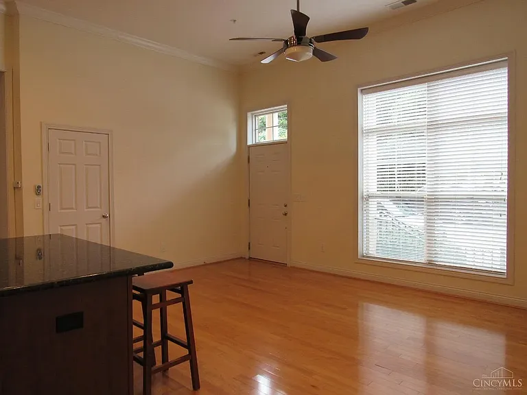 252 Stetson St #103 — Photo 6