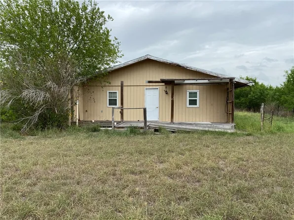 1082 S County Road 352, Robstown, TX 78380
