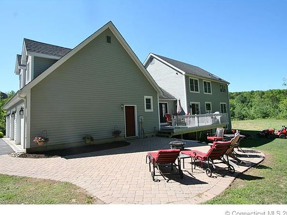 NEW BRICK PAVER PATIO