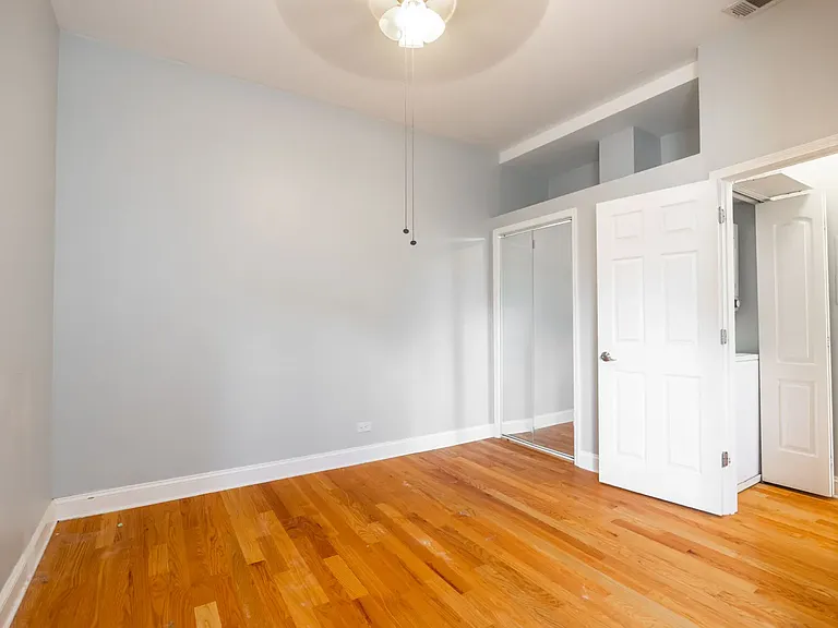 2148 N Milwaukee Ave #3R — Photo 4
