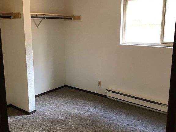 5th image of 4244 7th Ave NE APT 103
