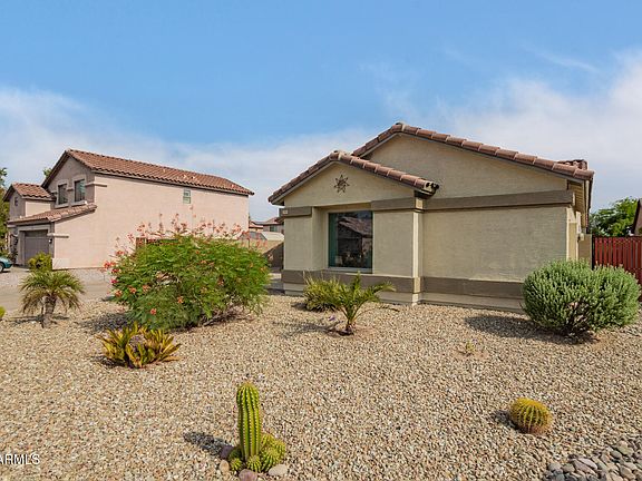 4th image of 15955 W WOODLANDS Avenue